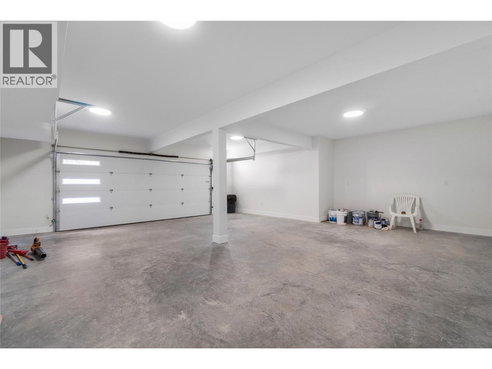 633 9 Street SE - 97