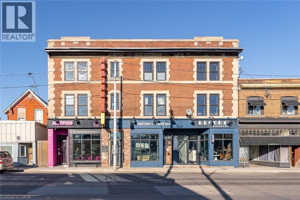 Photo of 657 BARTON Street