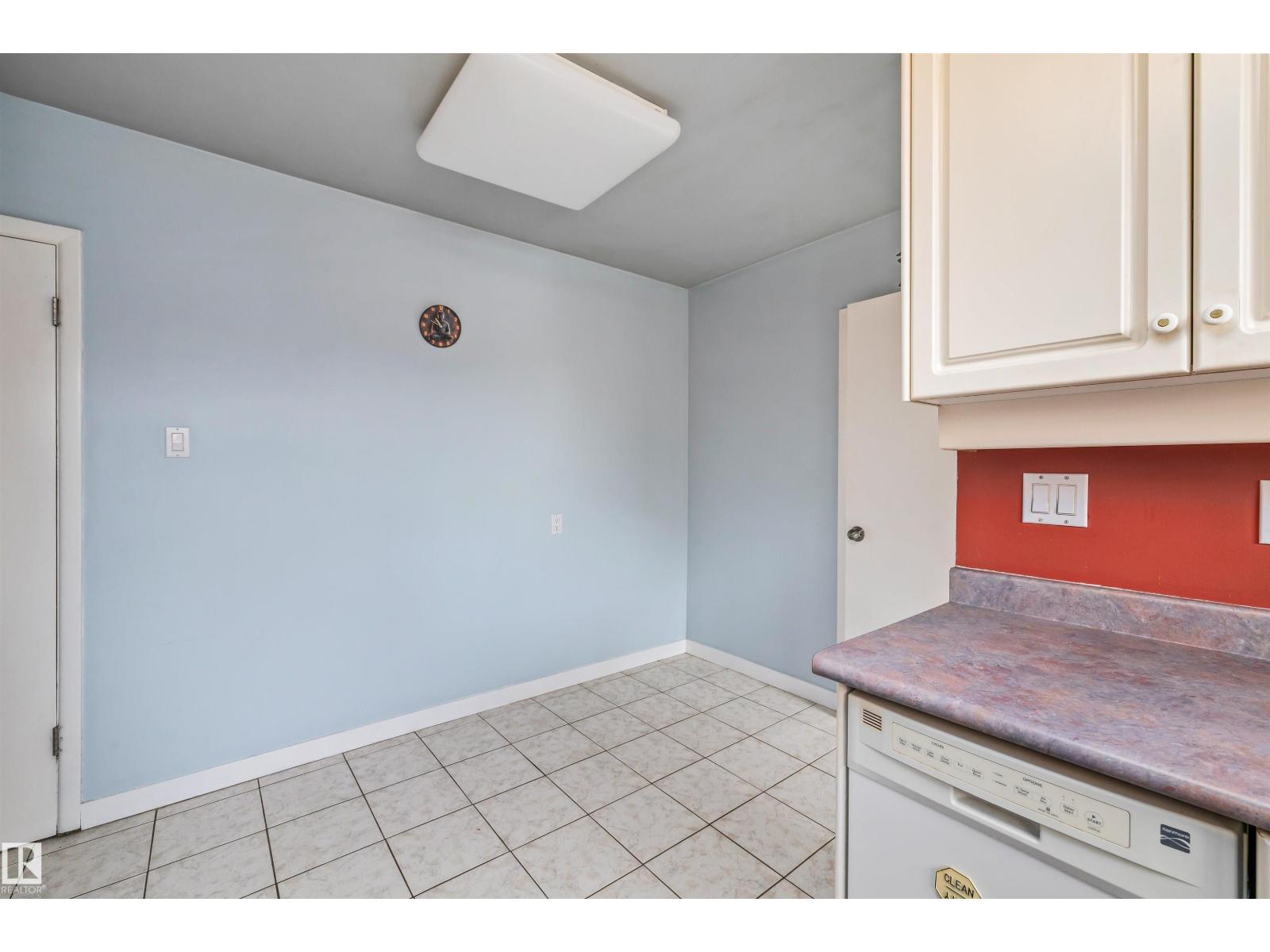 13320 123 ST NW - 12