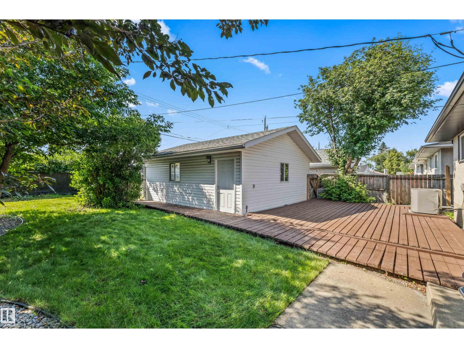 13320 123 ST NW - 37