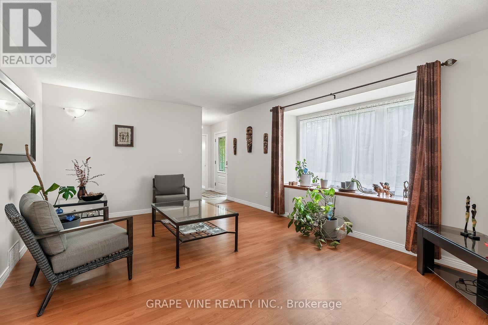 109 MIDVALE DRIVE - Image 10