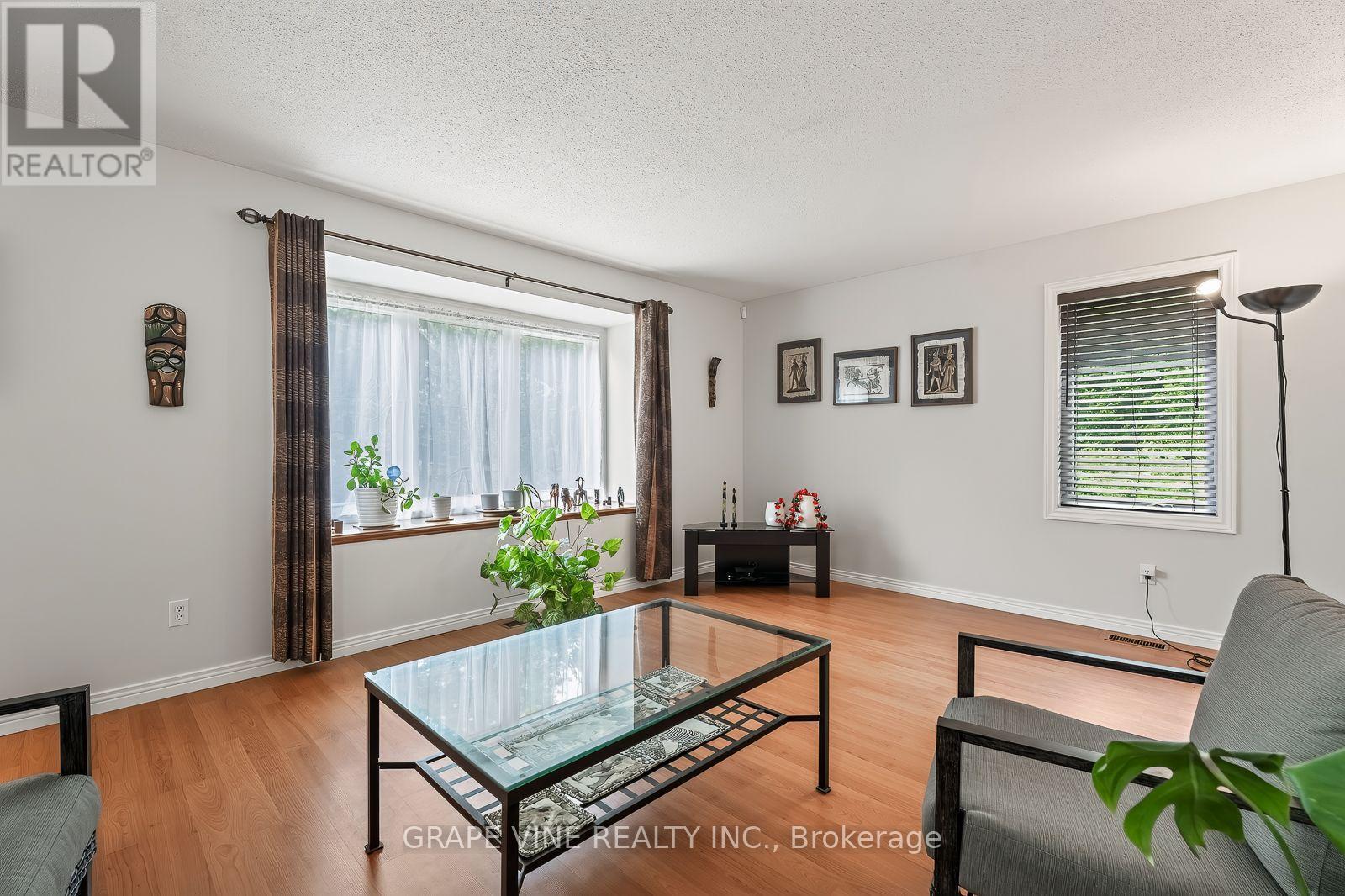 109 MIDVALE DRIVE - Image 11