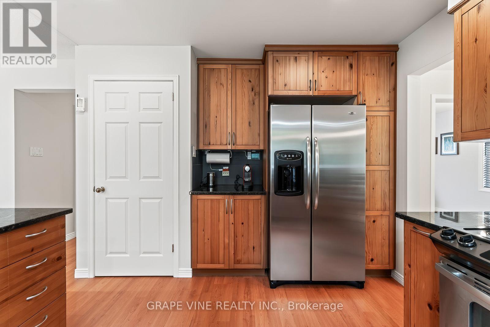 109 MIDVALE DRIVE - Image 18