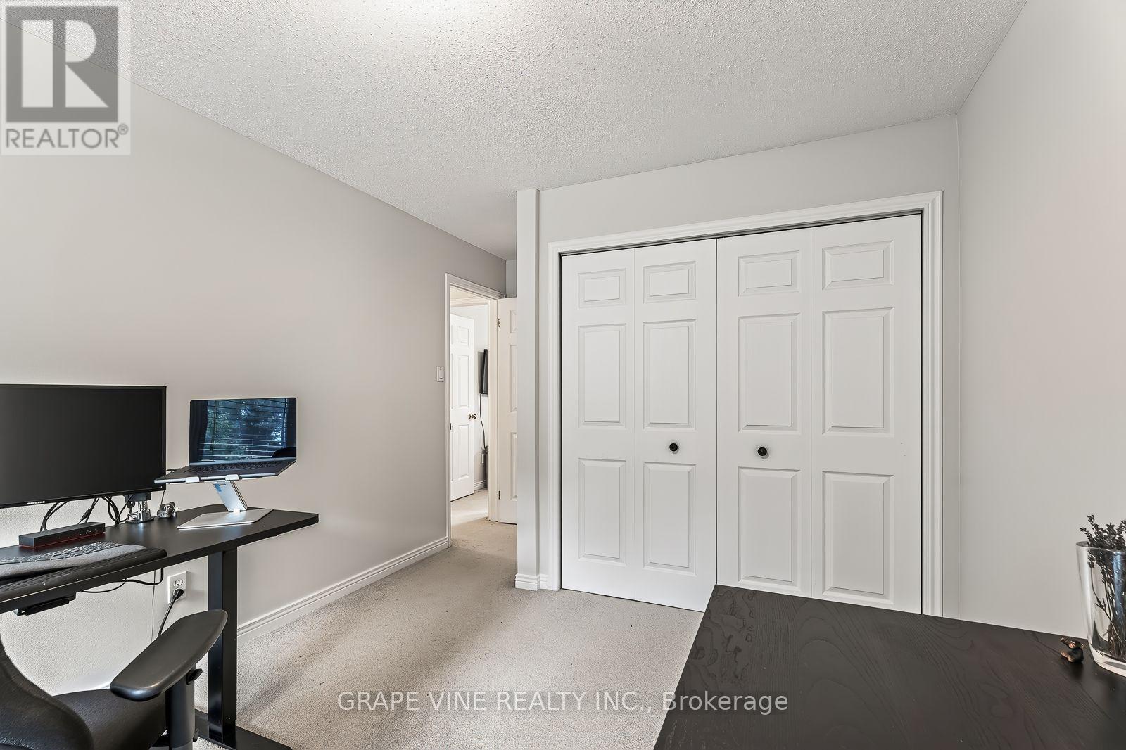 109 MIDVALE DRIVE - Image 32