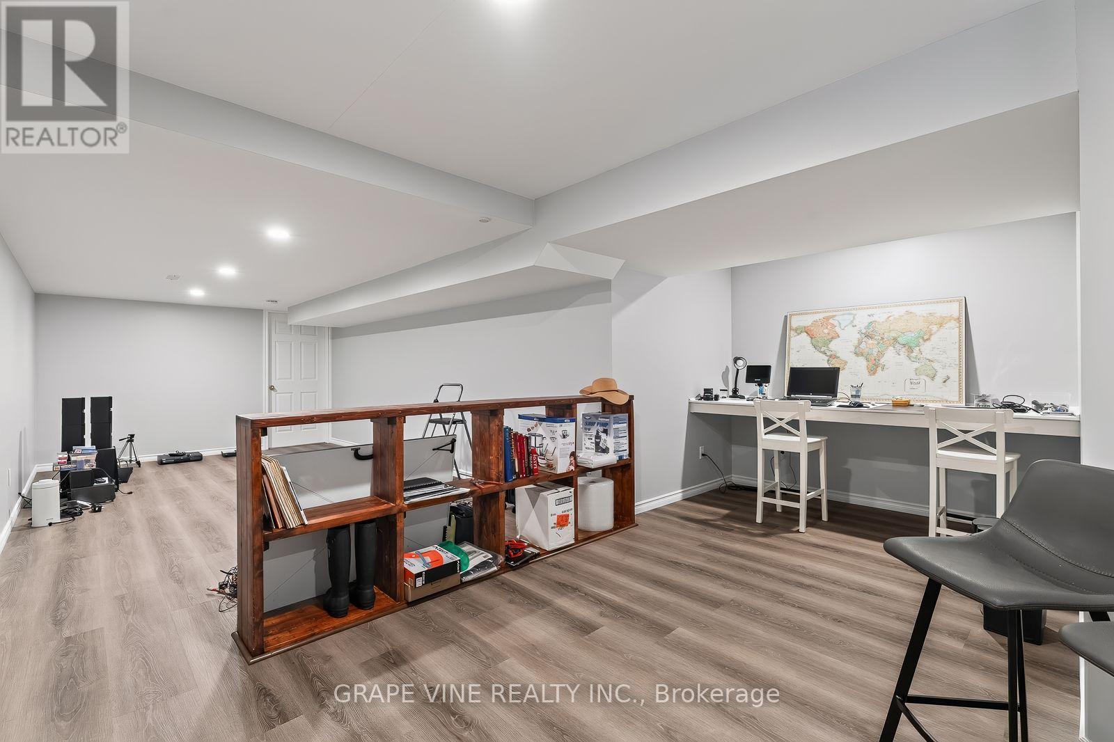 109 MIDVALE DRIVE - Image 38