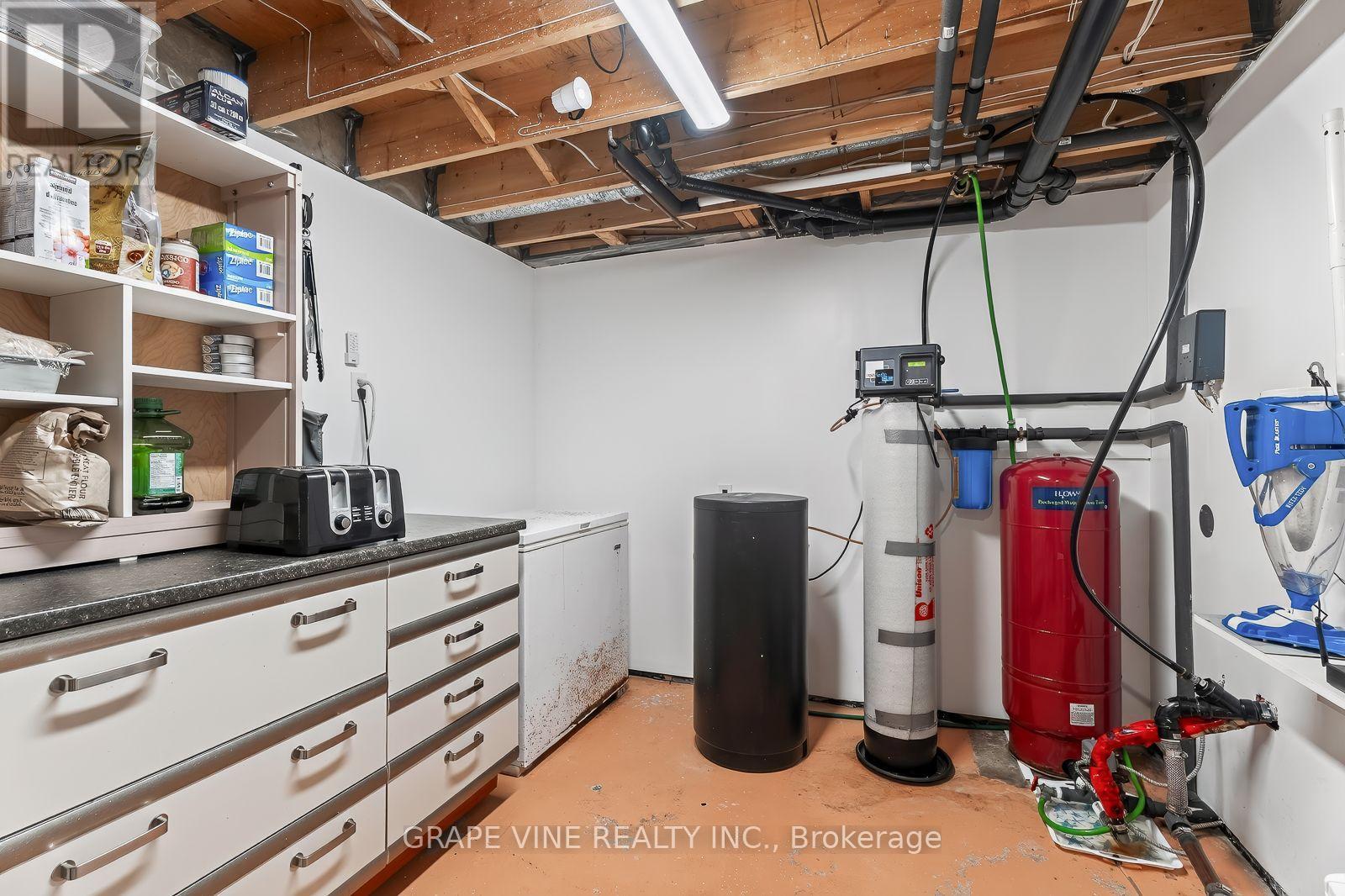 109 MIDVALE DRIVE - Image 39