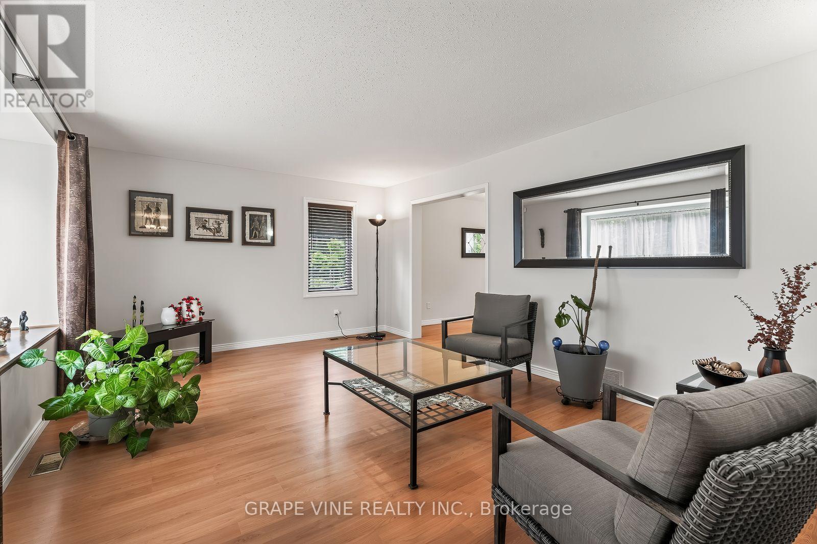 109 MIDVALE DRIVE - Image 9