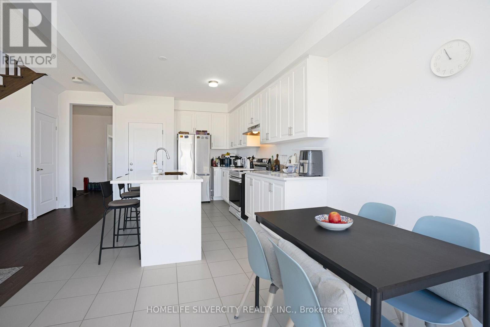 12 KINGSBURY TRAIL - 15