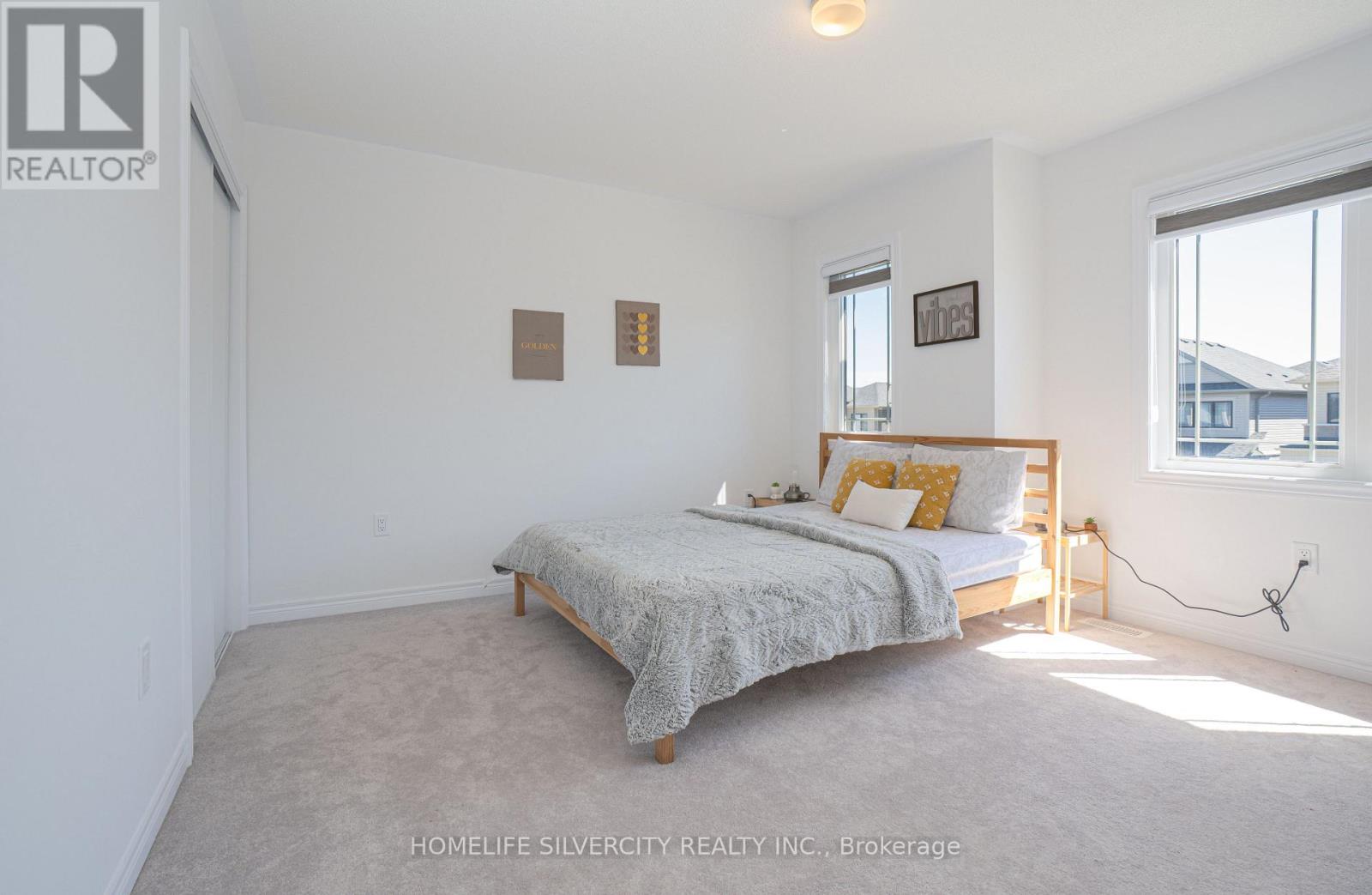 12 KINGSBURY TRAIL - 29