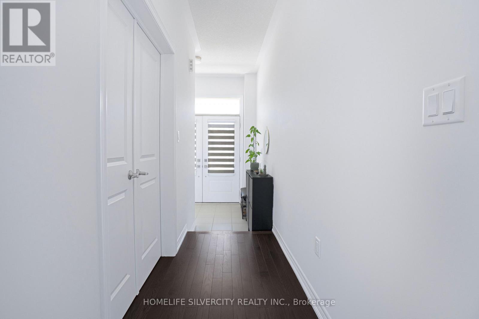 12 KINGSBURY TRAIL - 7