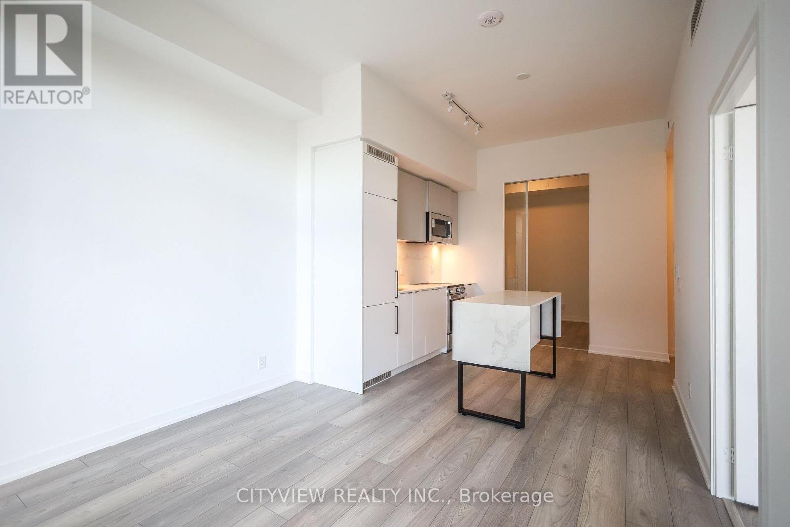 #1127 285 DUFFERIN STREET - 14