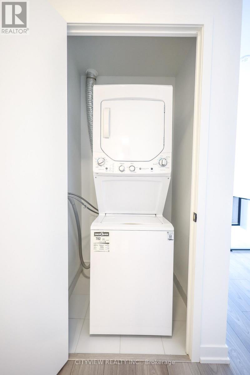 #1127 285 DUFFERIN STREET - 22