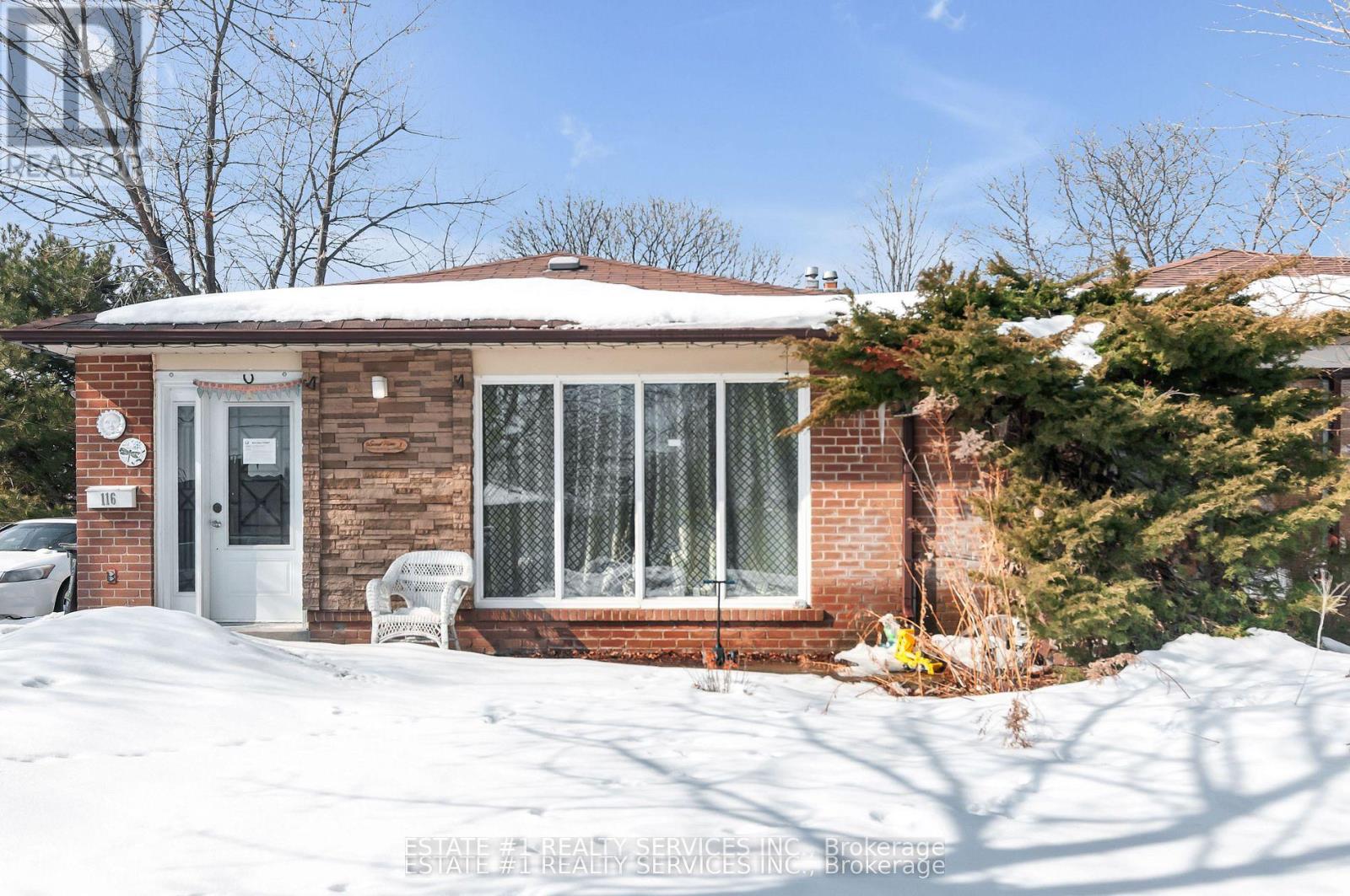 116 ADDINGTON CRESCENT - 2