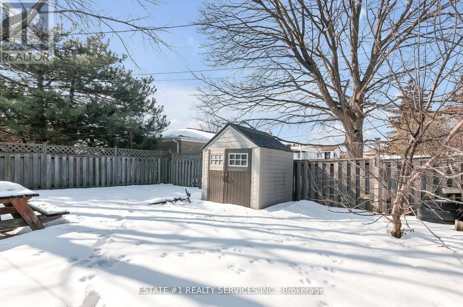 116 ADDINGTON CRESCENT - 5