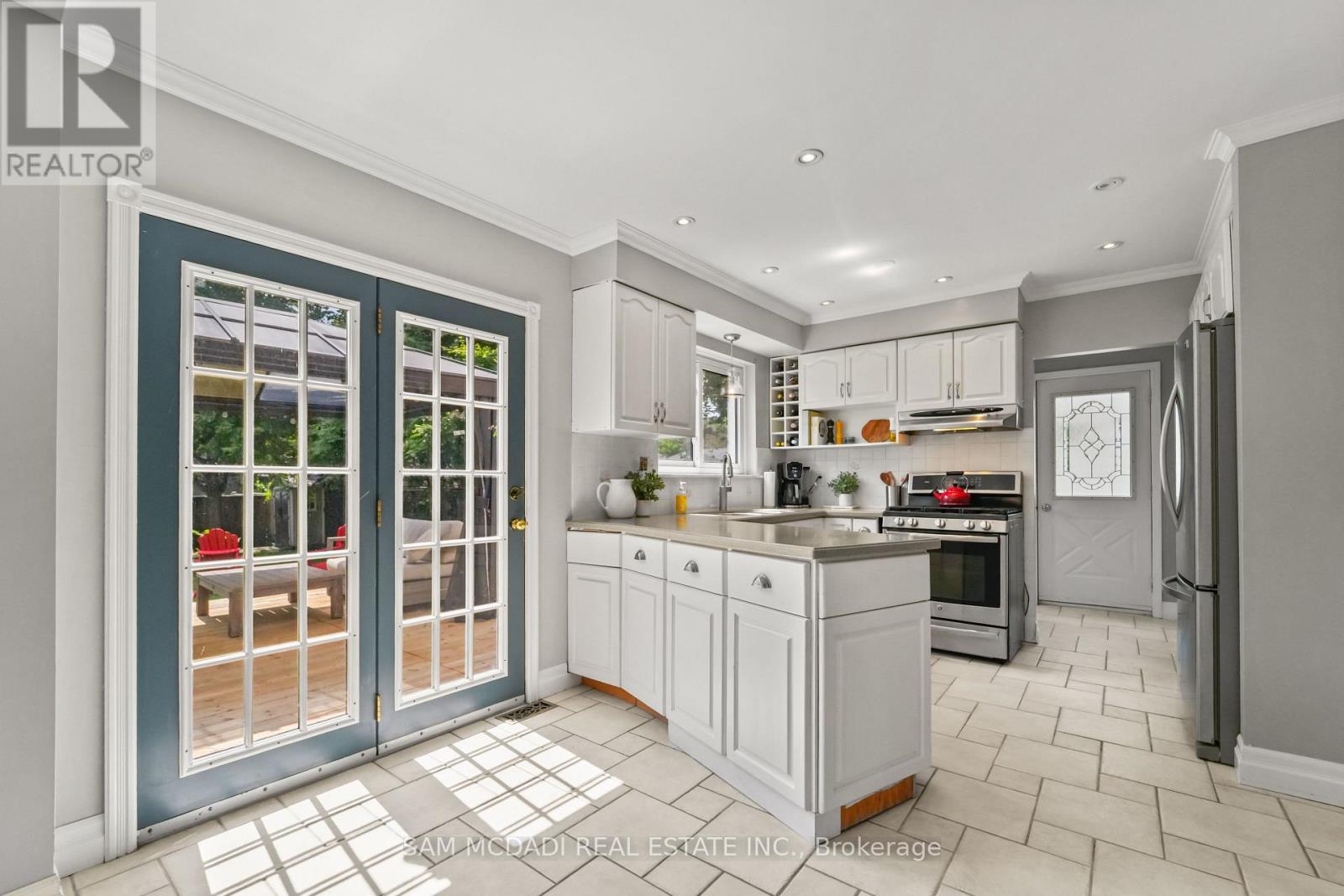 1440 LEDA AVENUE - 12