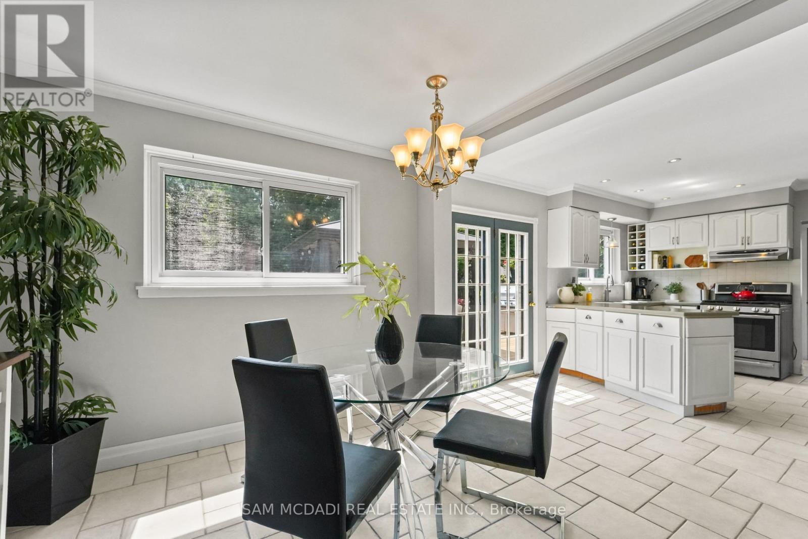 1440 LEDA AVENUE - 13
