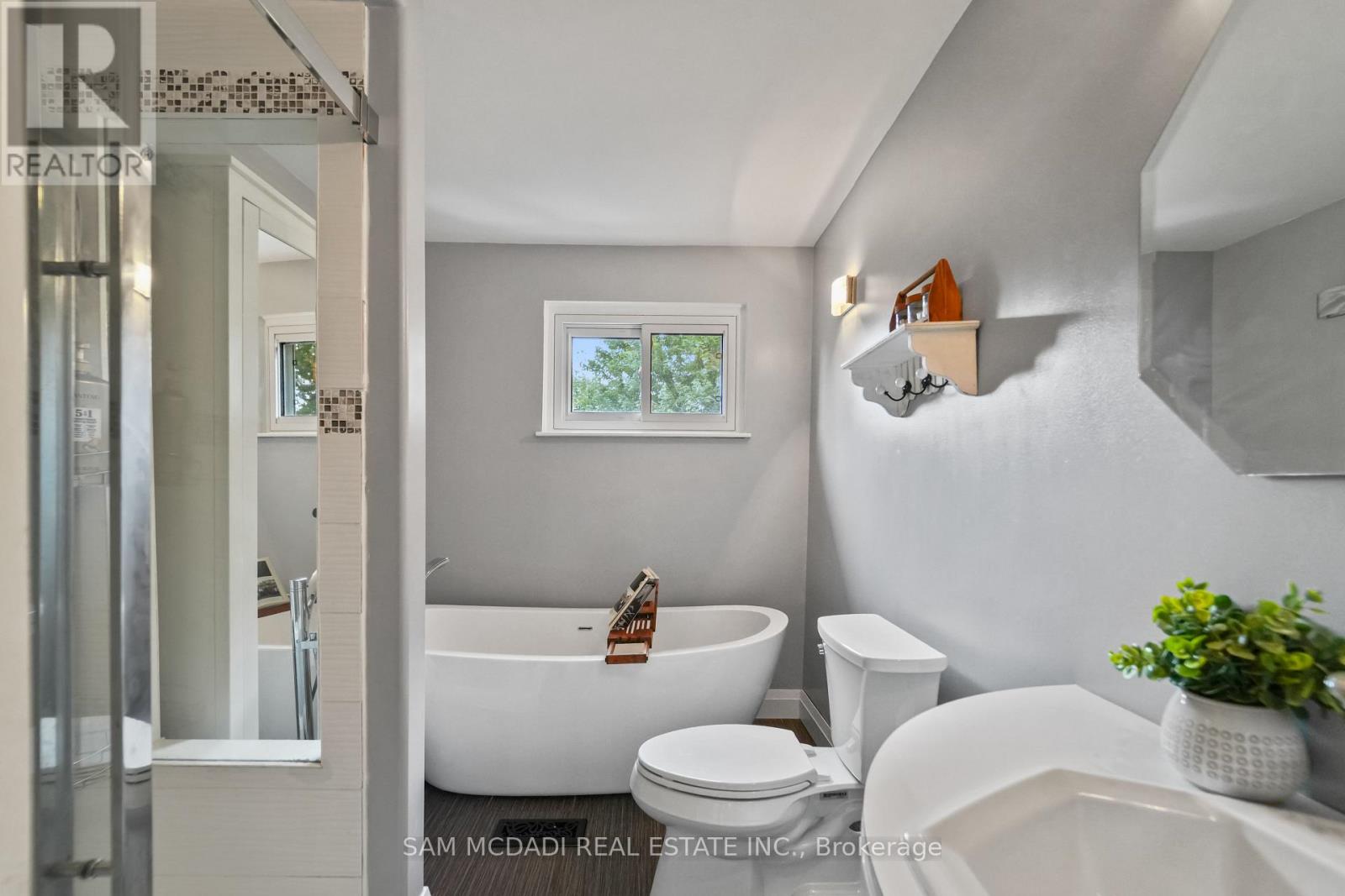 1440 LEDA AVENUE - 25