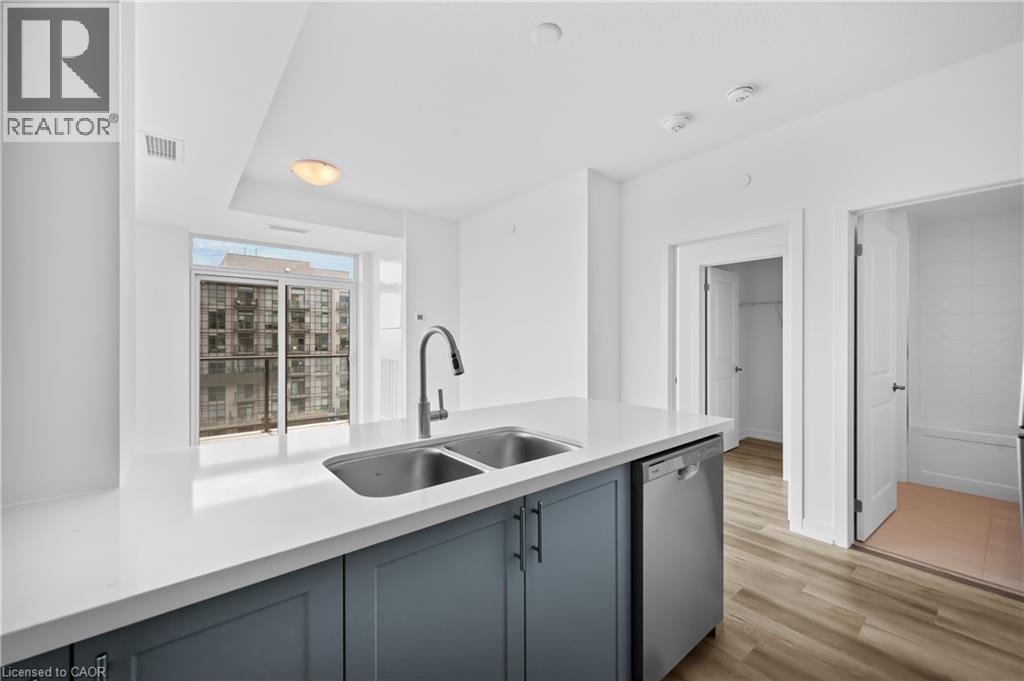 #1011 470 DUNDAS Street E - 14