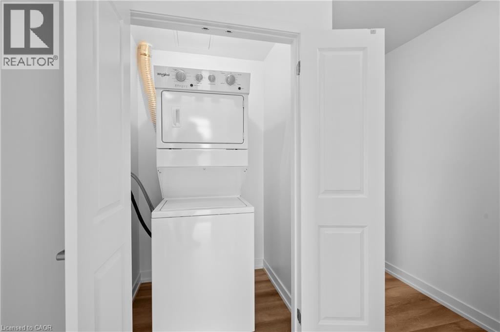 #1011 470 DUNDAS Street E - 21