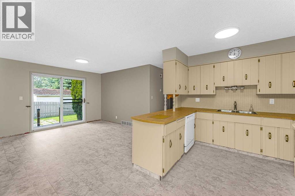 6 Woodland Close - Photo 15