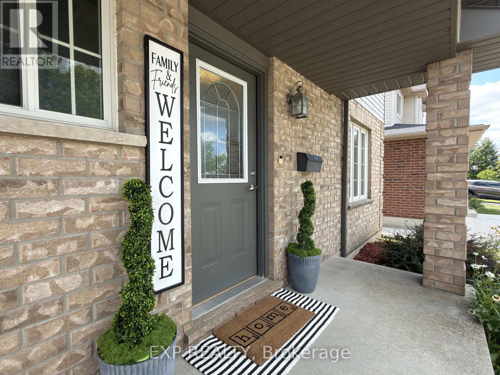 608 HIGHVIEW DRIVE - 5