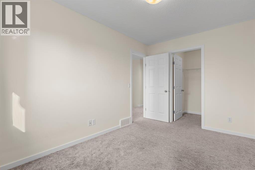 790 River Heights Crescent - 21