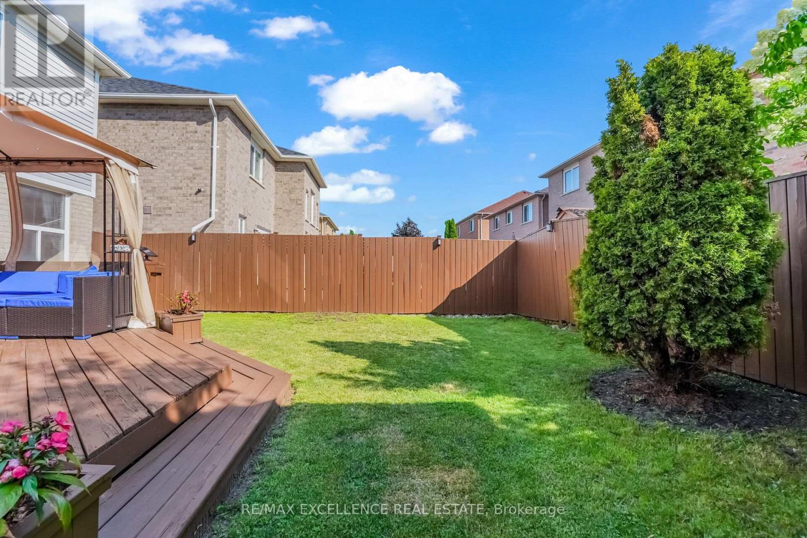78 BRENTCLIFF DRIVE - 38