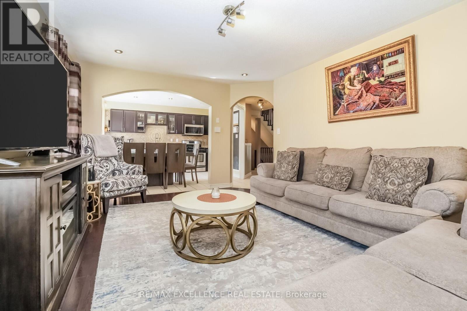 78 BRENTCLIFF DRIVE - 8