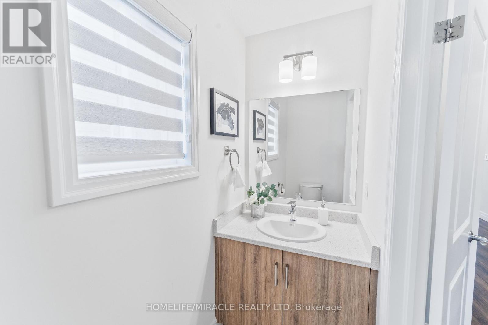 53 ROBERTSON DRIVE - 13