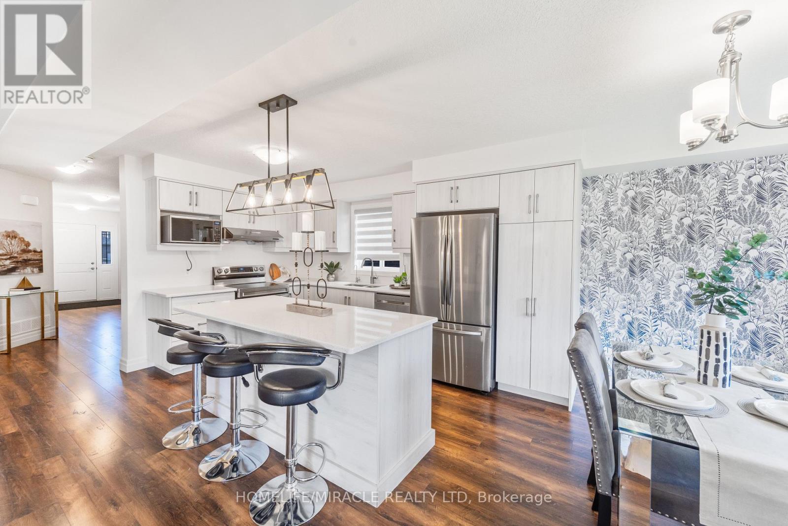53 ROBERTSON DRIVE - 4