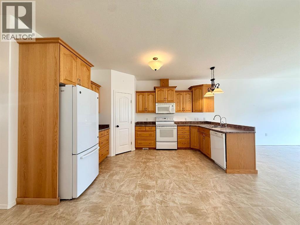10902 100 Ave Unit 4 - Image 12