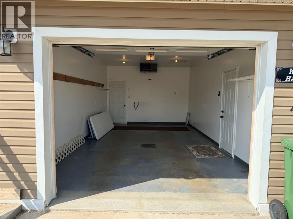 10902 100 Ave Unit 4 - Image 25