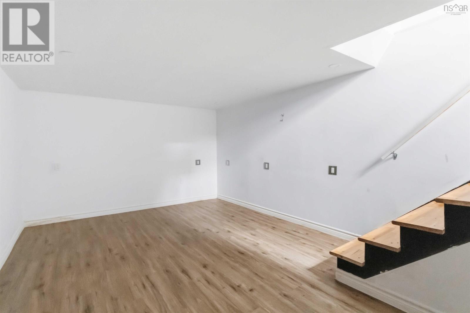5873 Merkel Street - 15