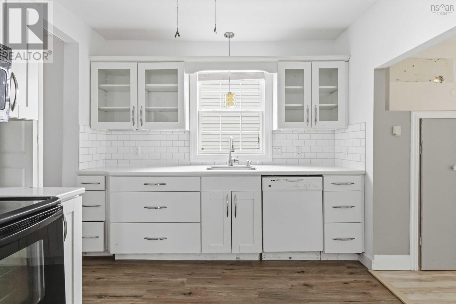 5873 Merkel Street - 7