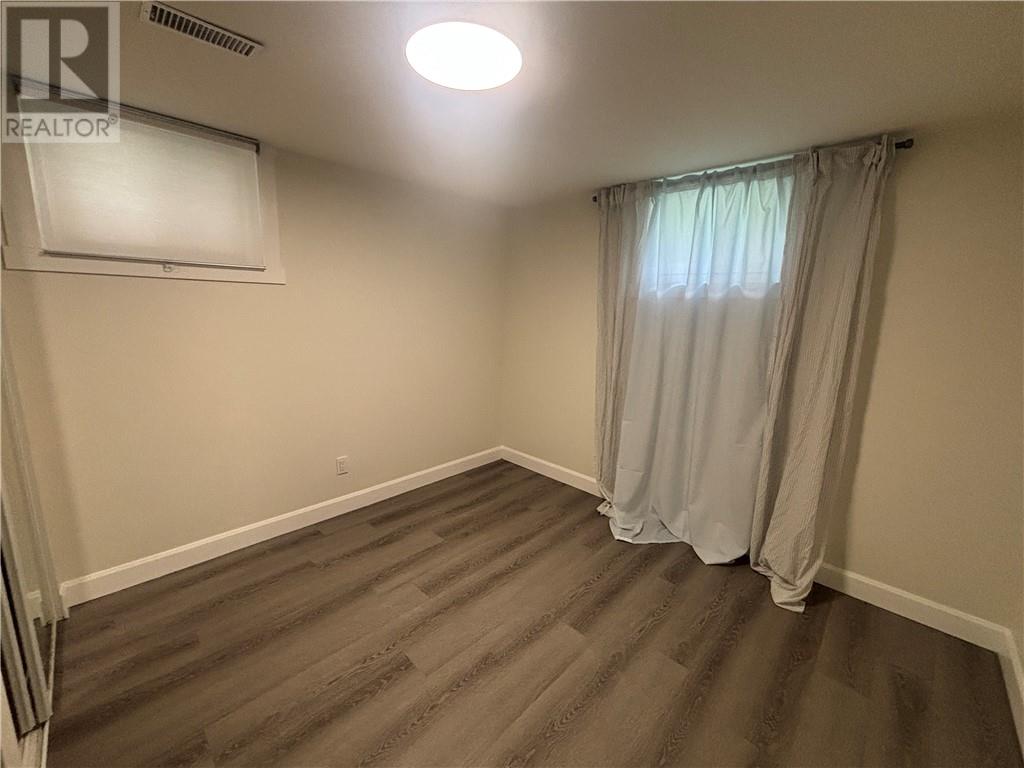 561 Burton Avenue - 13