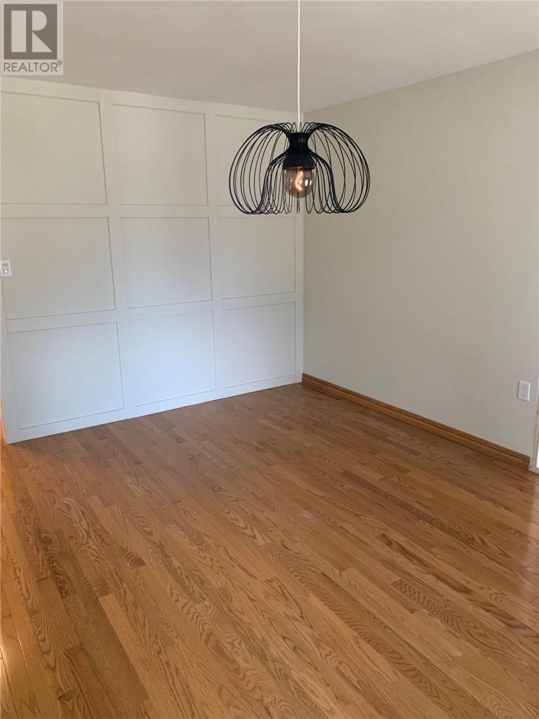 561 Burton Avenue - 23