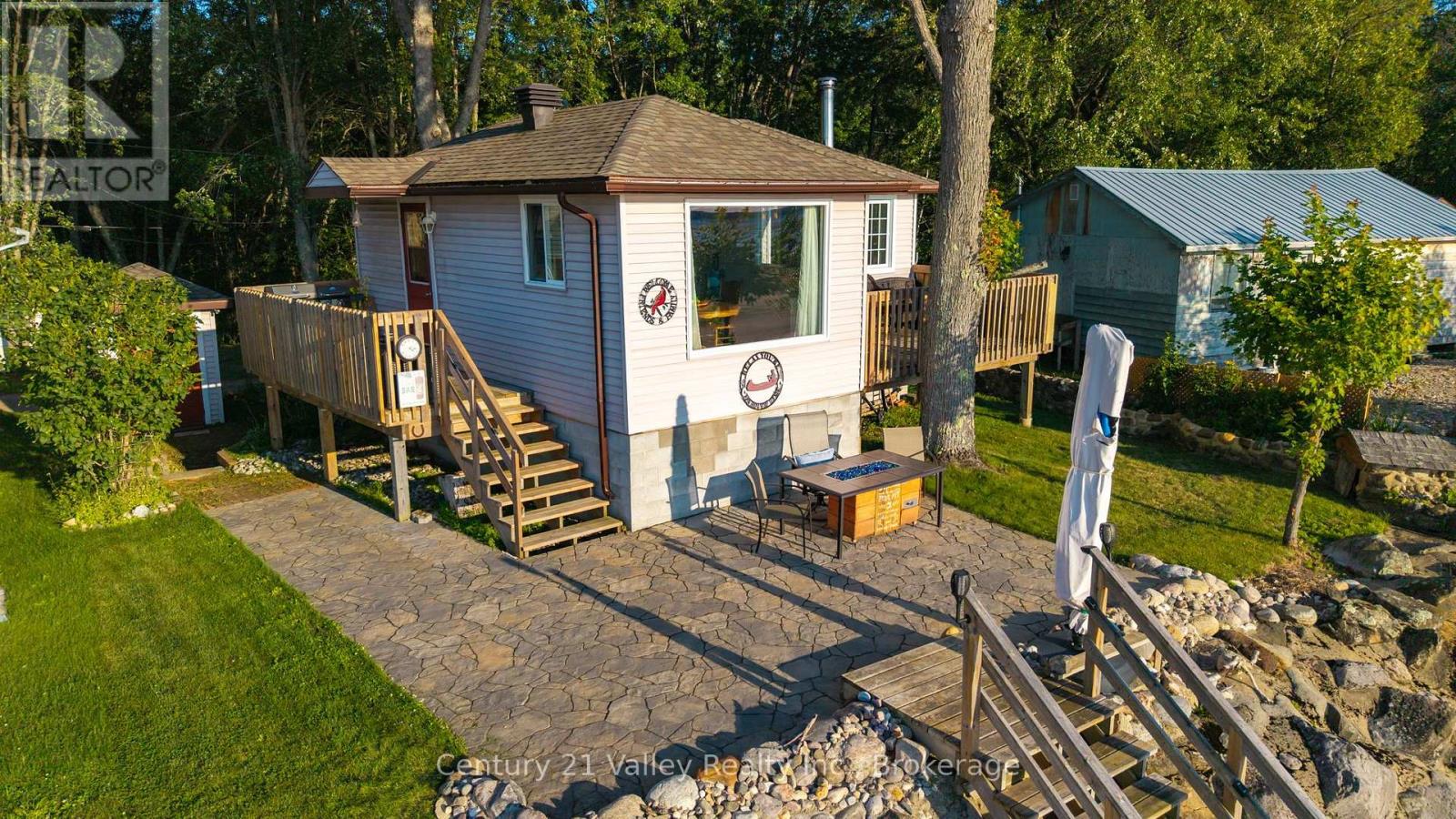 115 GREATVIEW TRAIL - 27