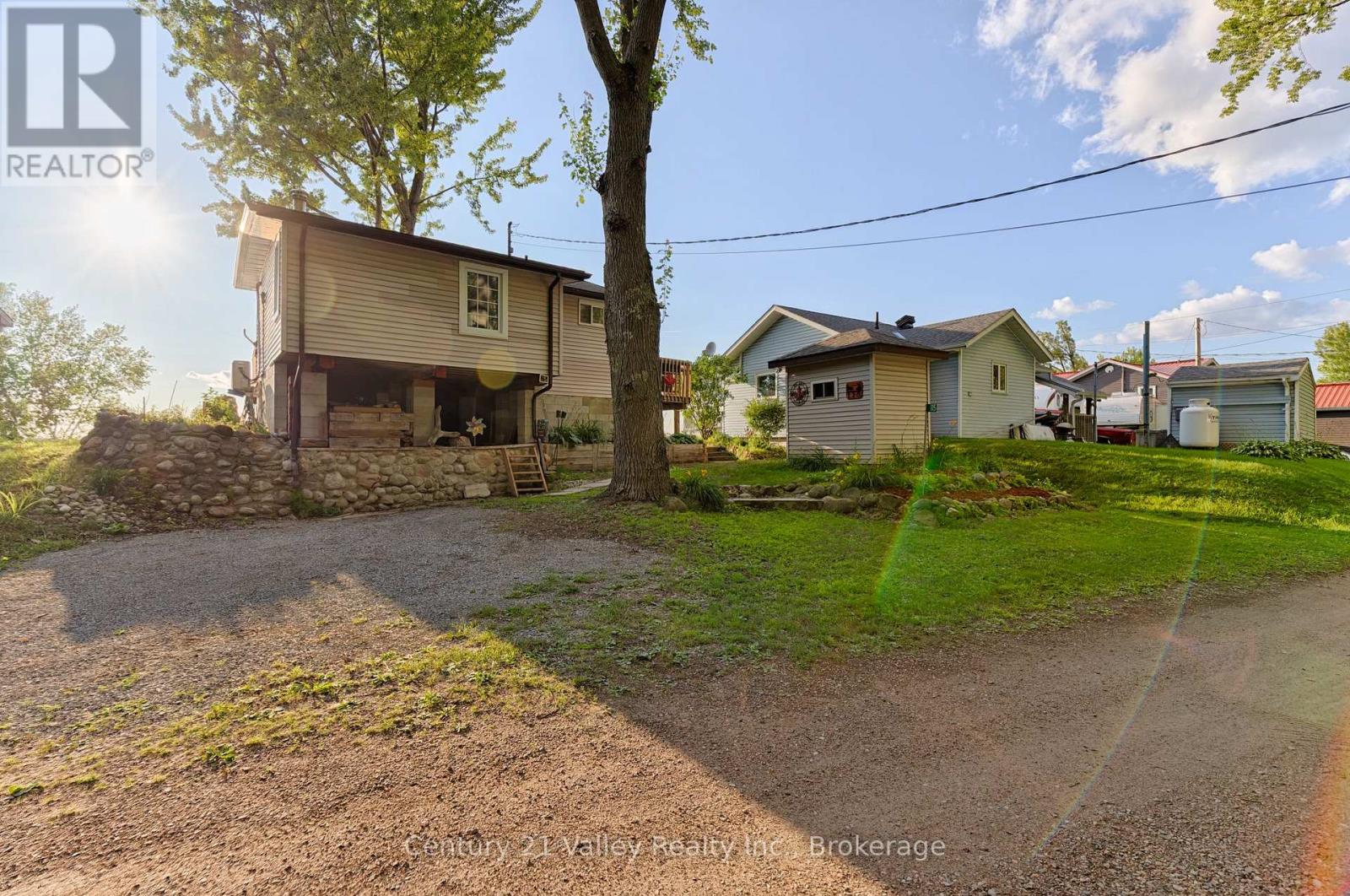 115 GREATVIEW TRAIL - 31