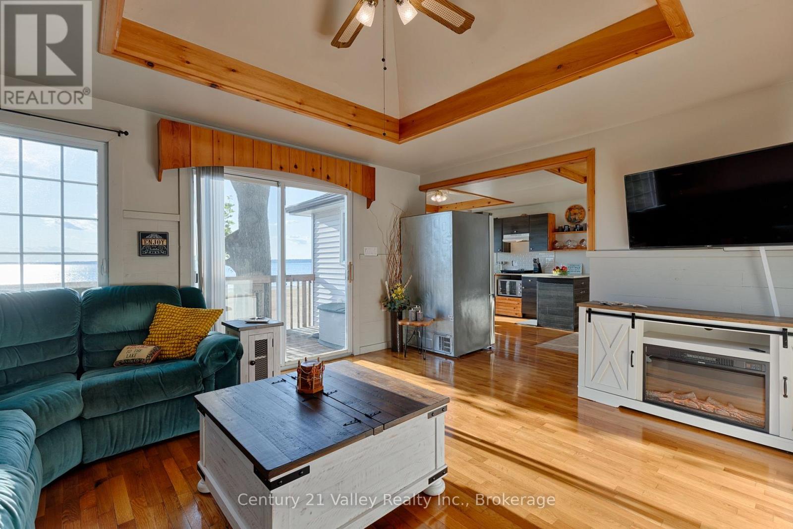 115 GREATVIEW TRAIL - 9