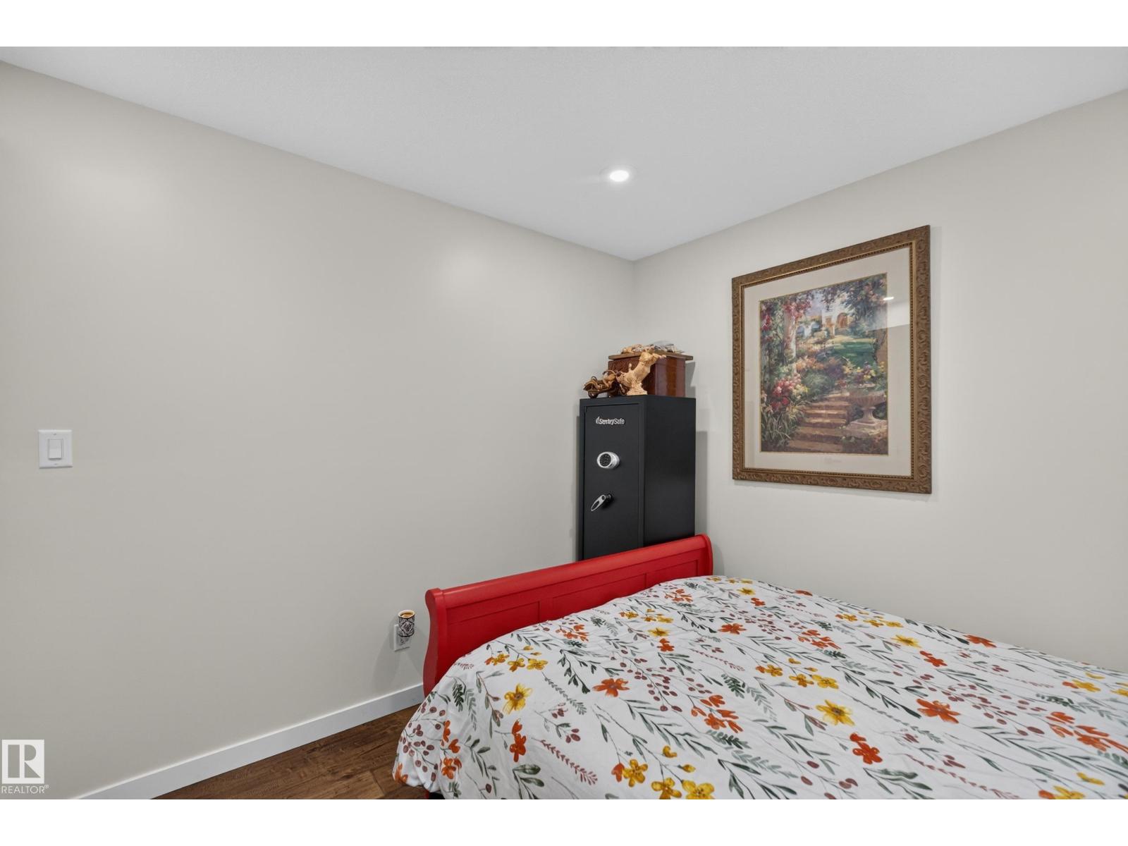 1122 ALLENDALE CR - 35