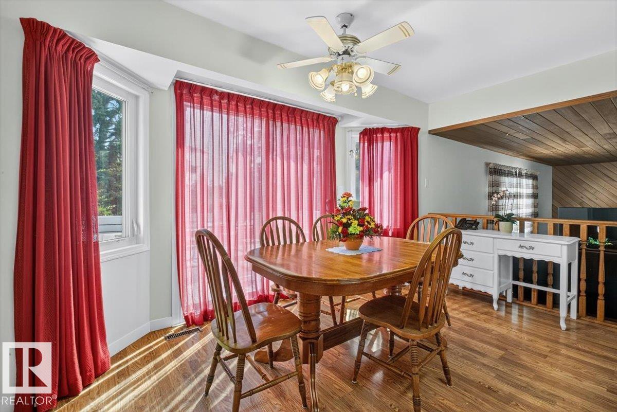 4027 74 ST NW - 17