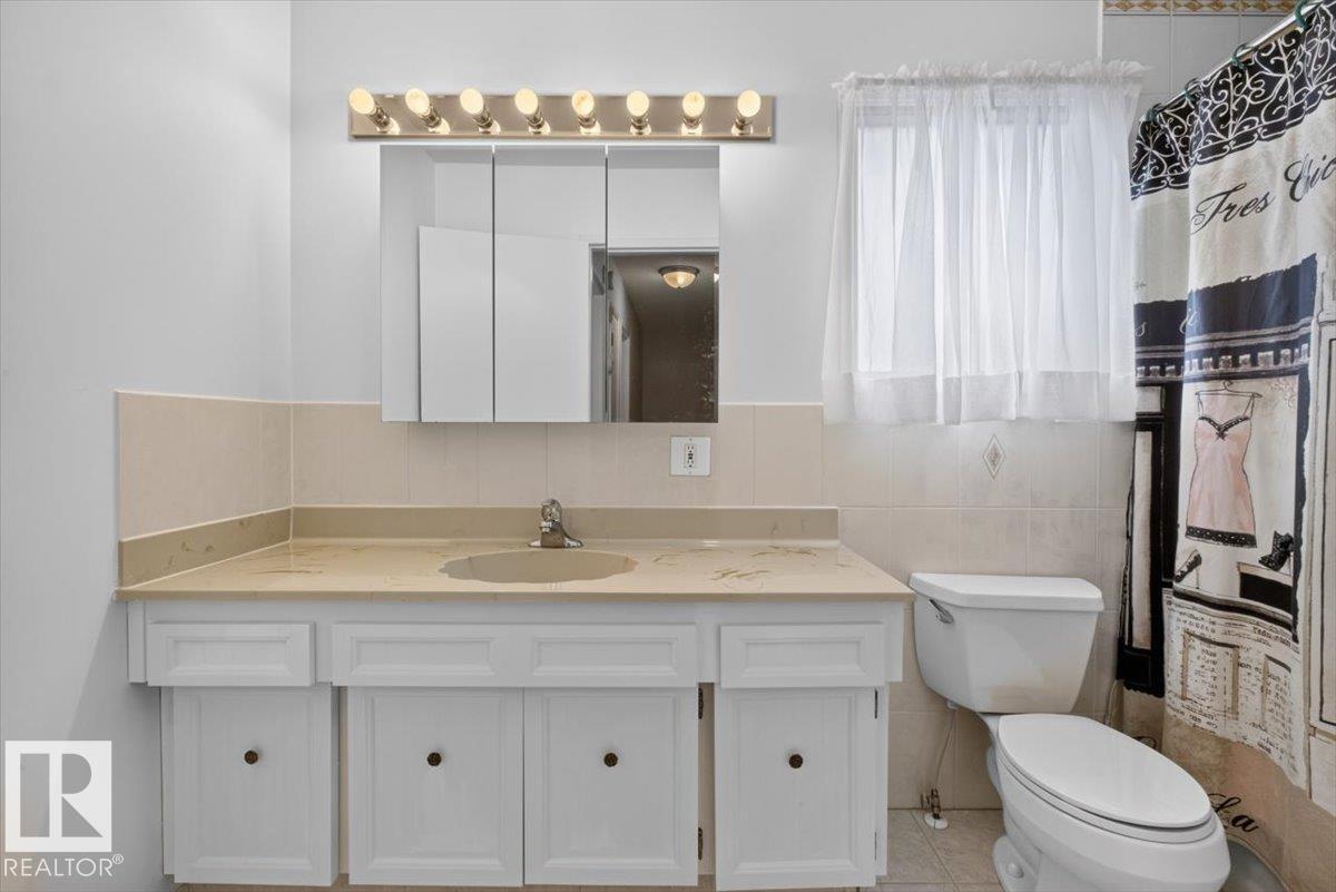 4027 74 ST NW - Image 27