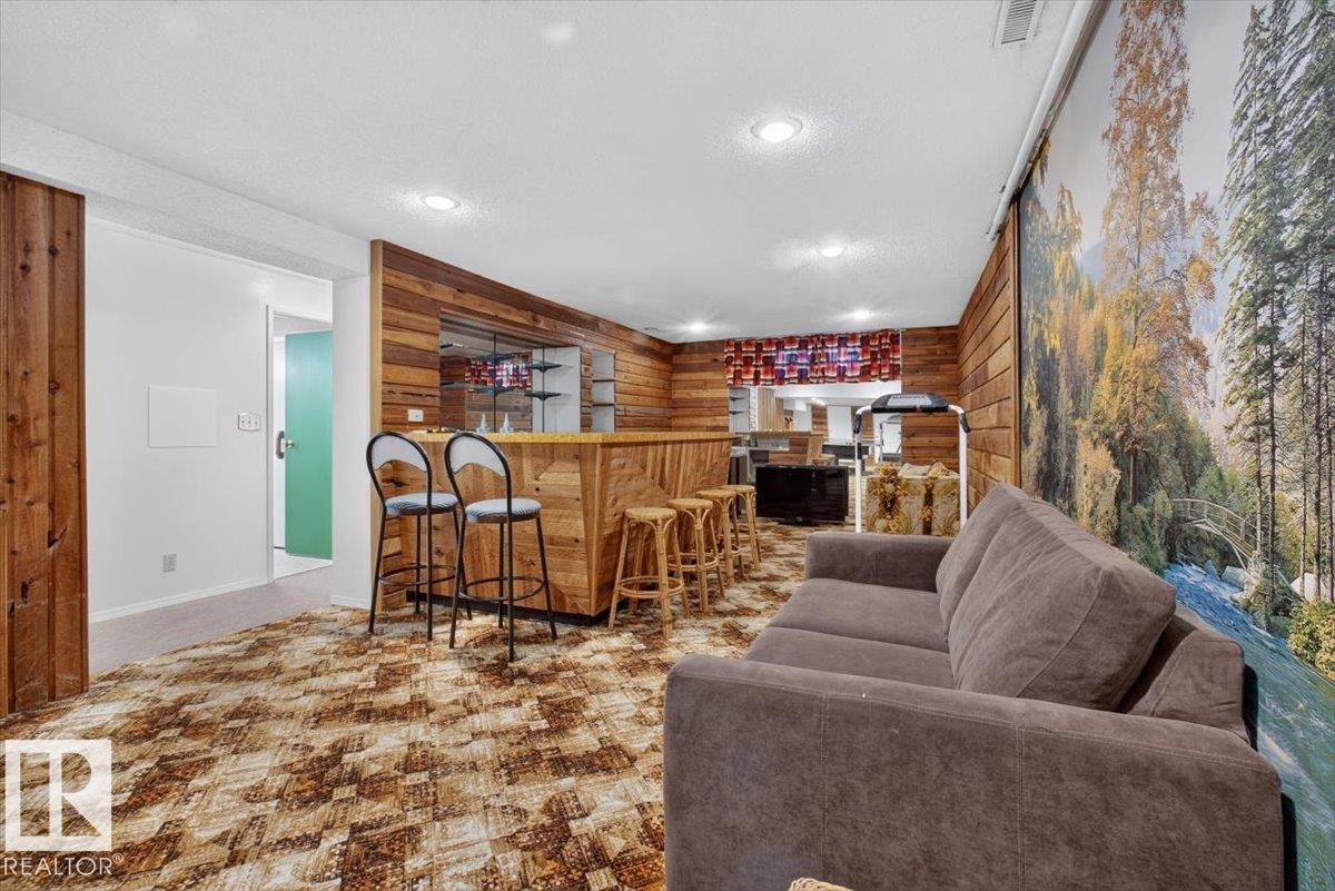 4027 74 ST NW - Image 37