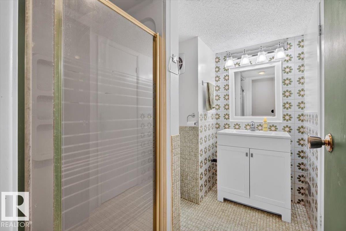 4027 74 ST NW - Image 40