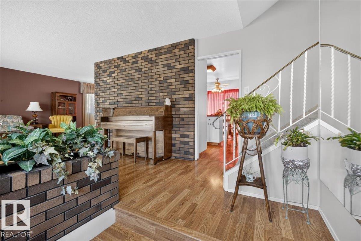 4027 74 ST NW, Michaels Park, Edmonton photo 5