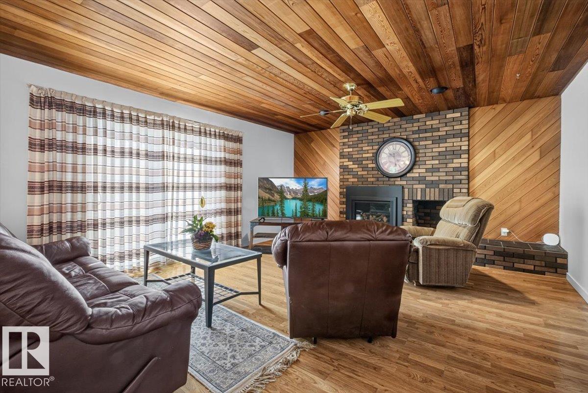 4027 74 ST NW - Image 19