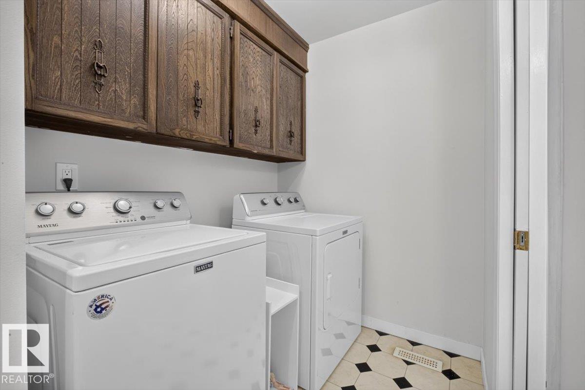 4027 74 ST NW - 22