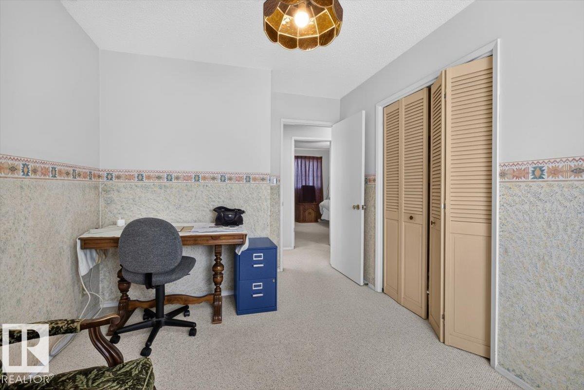 4027 74 ST NW - Image 29