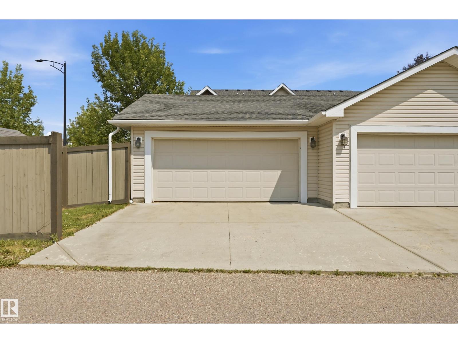 704 176 ST SW - 42