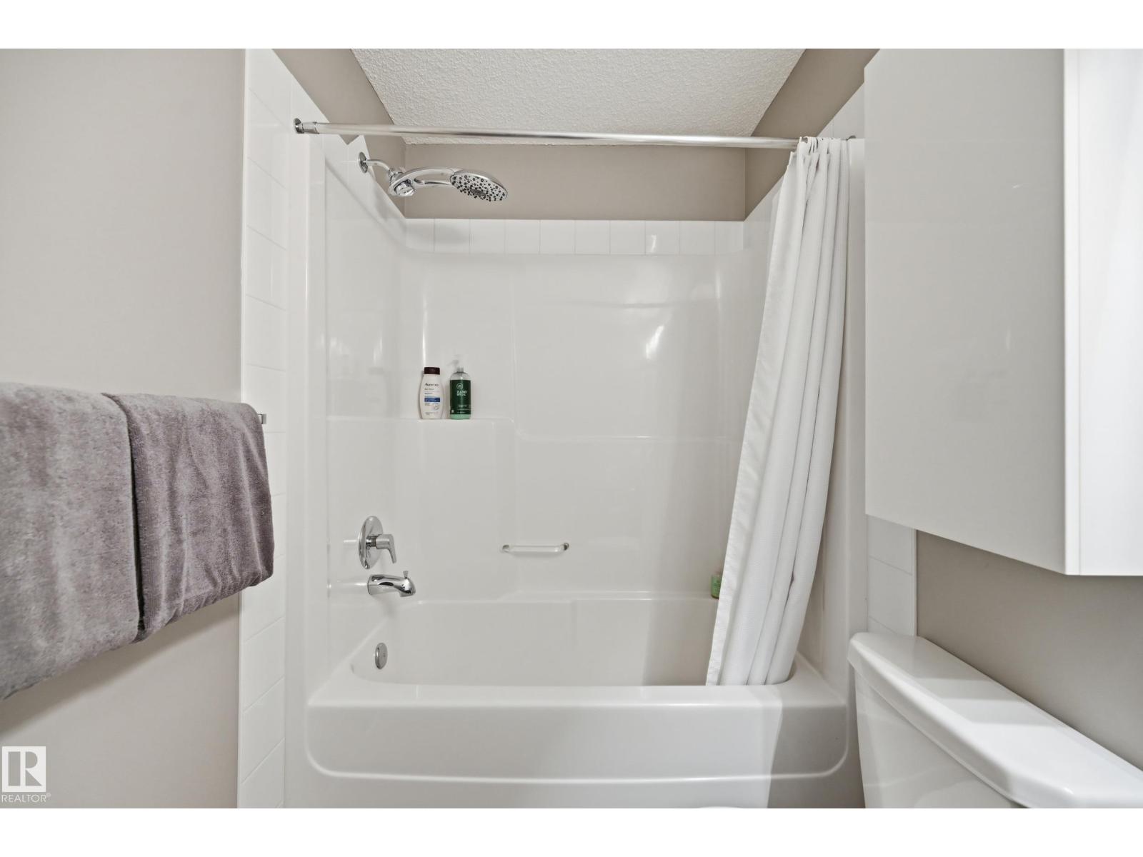 704 176 ST SW - 27